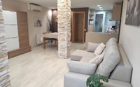 Apartamento En Viladecans Cerca Del Aeropuerto