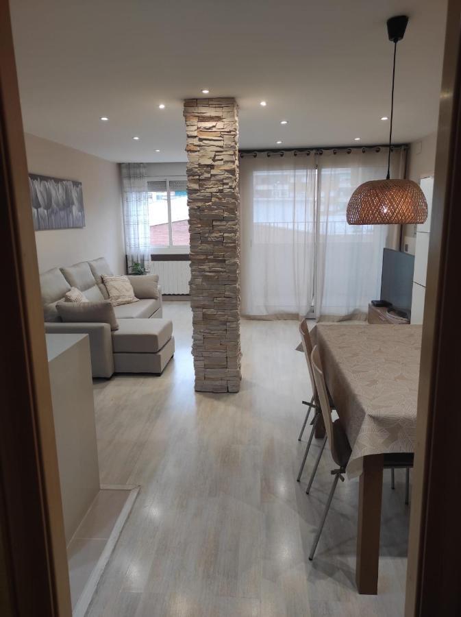 Apartamento En Viladecans Cerca Del Aeropuerto Esterno foto