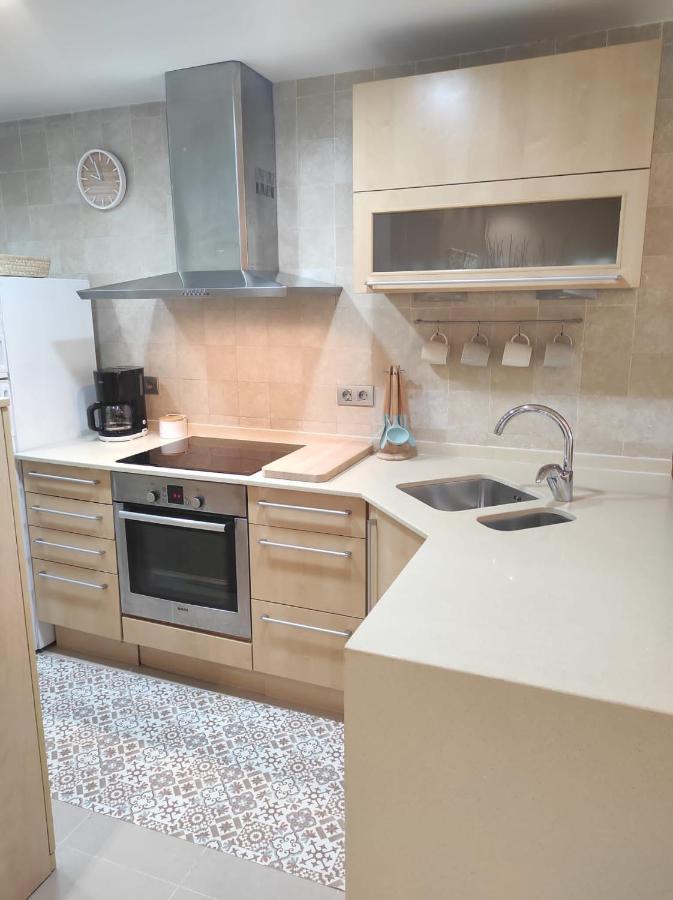 Apartamento En Viladecans Cerca Del Aeropuerto Esterno foto