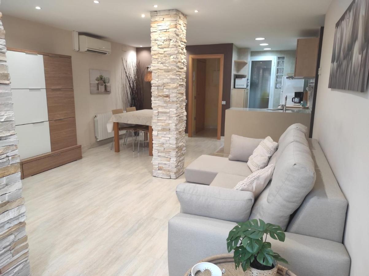 Apartamento En Viladecans Cerca Del Aeropuerto Esterno foto