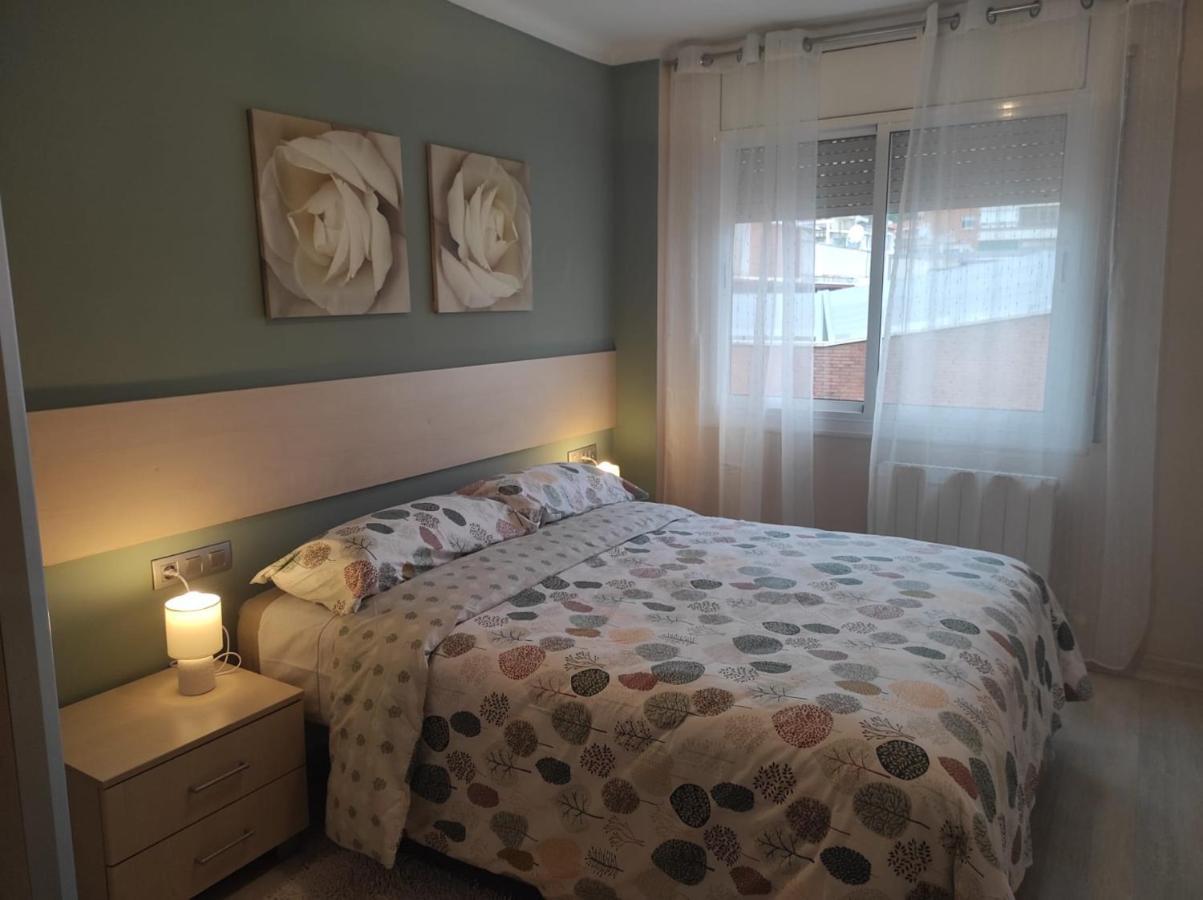 Apartamento En Viladecans Cerca Del Aeropuerto Esterno foto