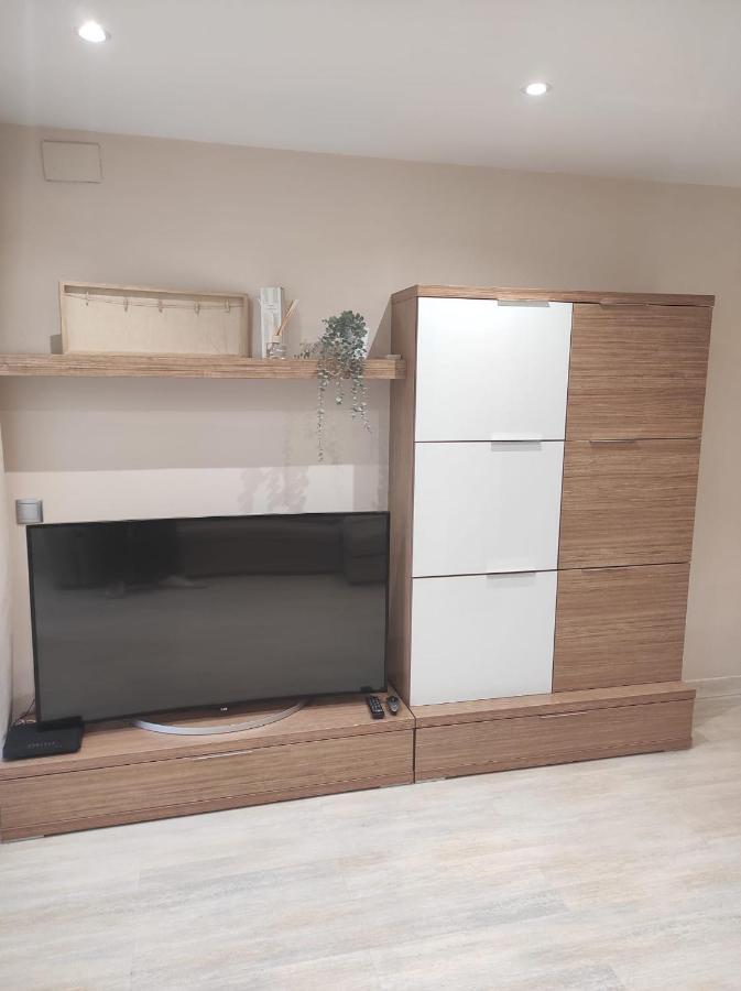 Apartamento En Viladecans Cerca Del Aeropuerto Esterno foto