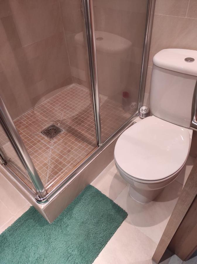 Apartamento En Viladecans Cerca Del Aeropuerto Esterno foto