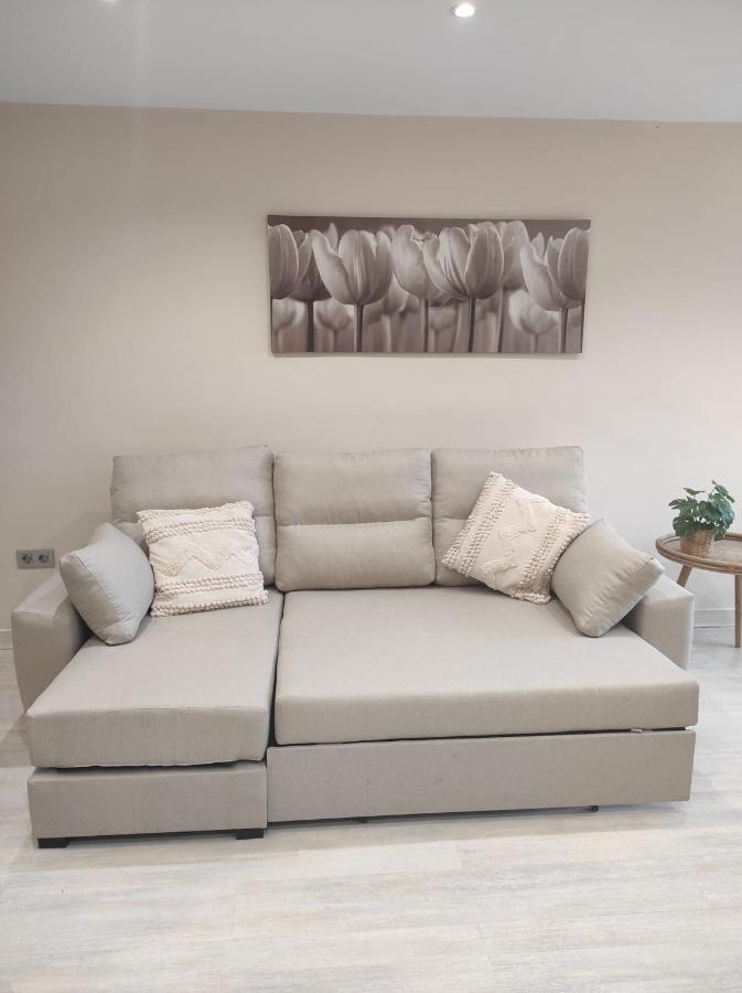 Apartamento En Viladecans Cerca Del Aeropuerto Esterno foto